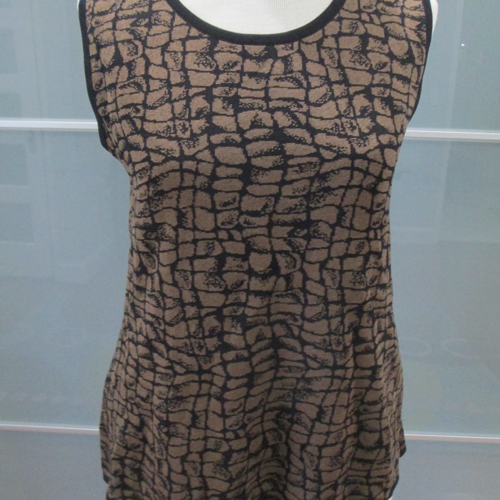 Exclusively Misook Sleeveless Shell Tank Top